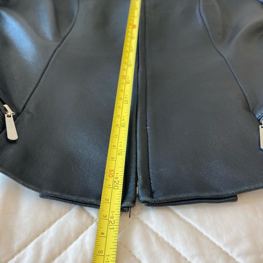 Nice Quality Leather Jacket - image 8